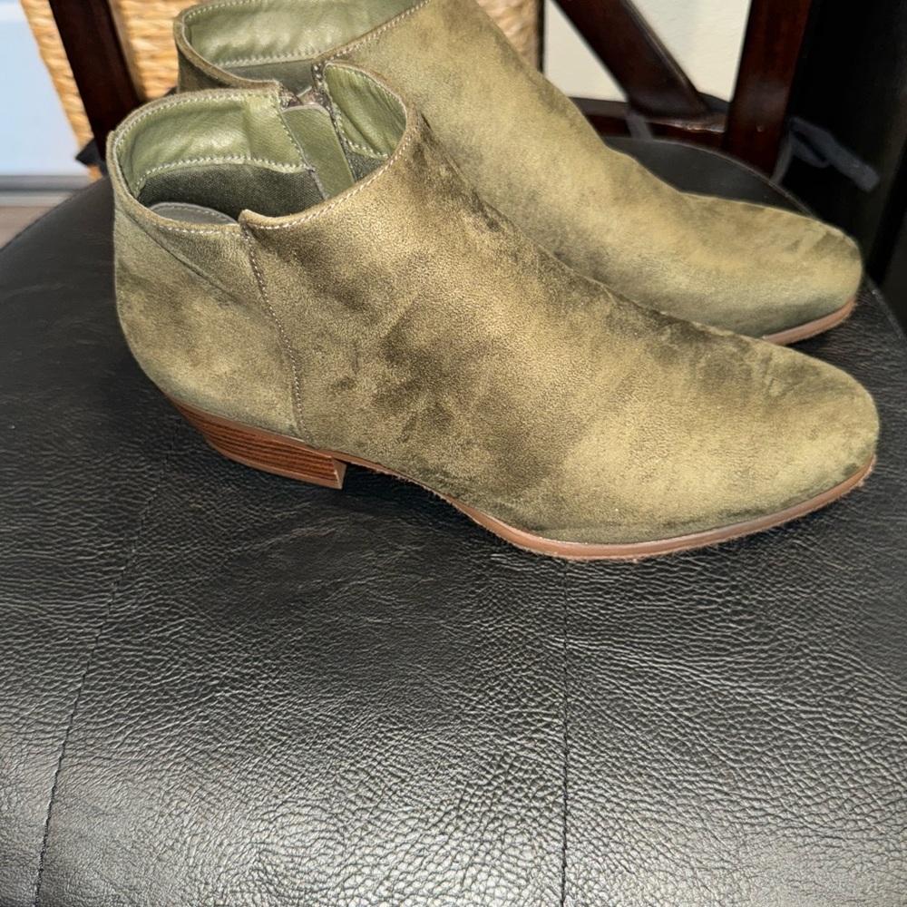 Refresh Vegan Olive Green Ankle Booties